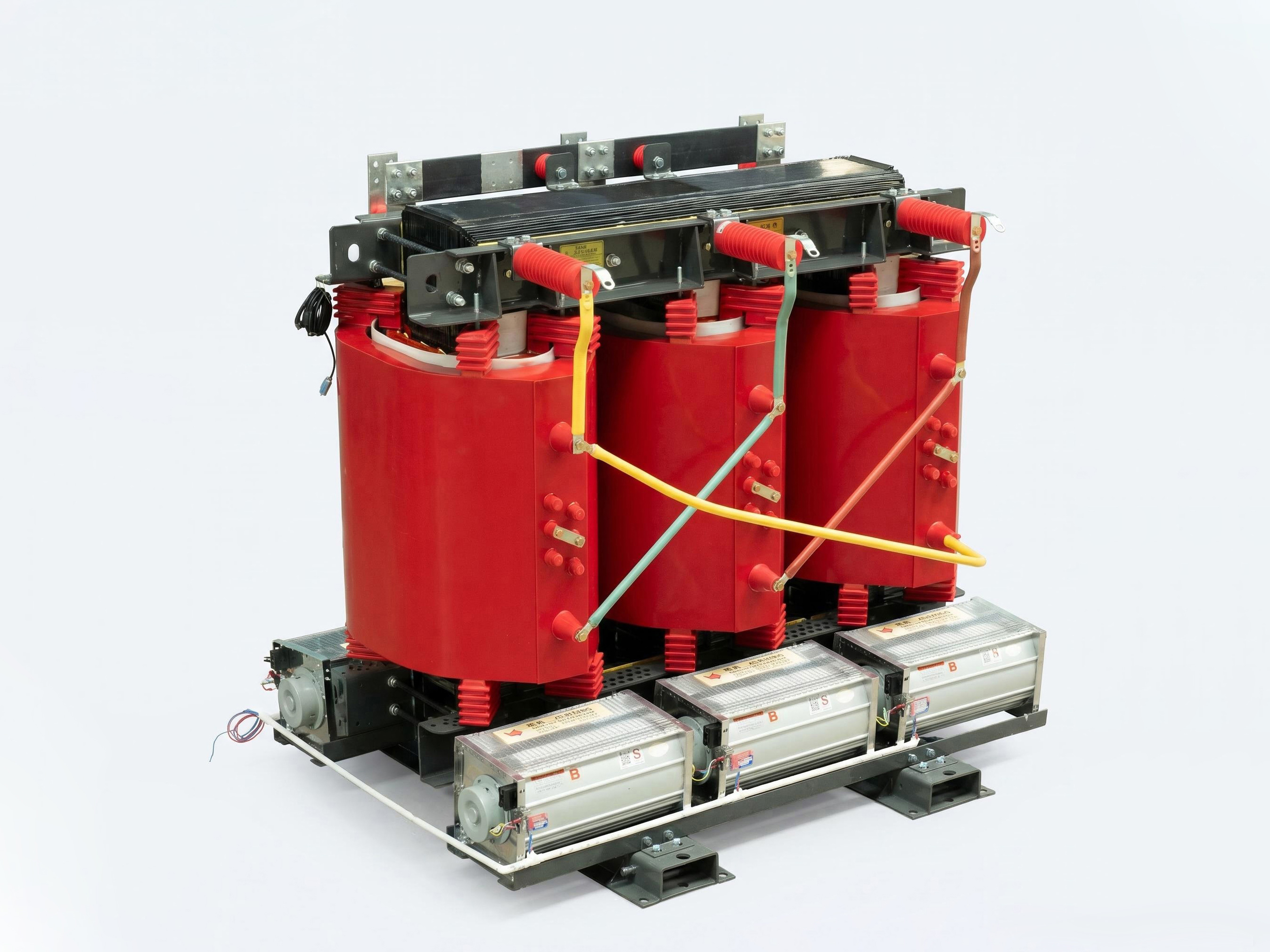 High-efficiency epoxy cast dry-type transformer