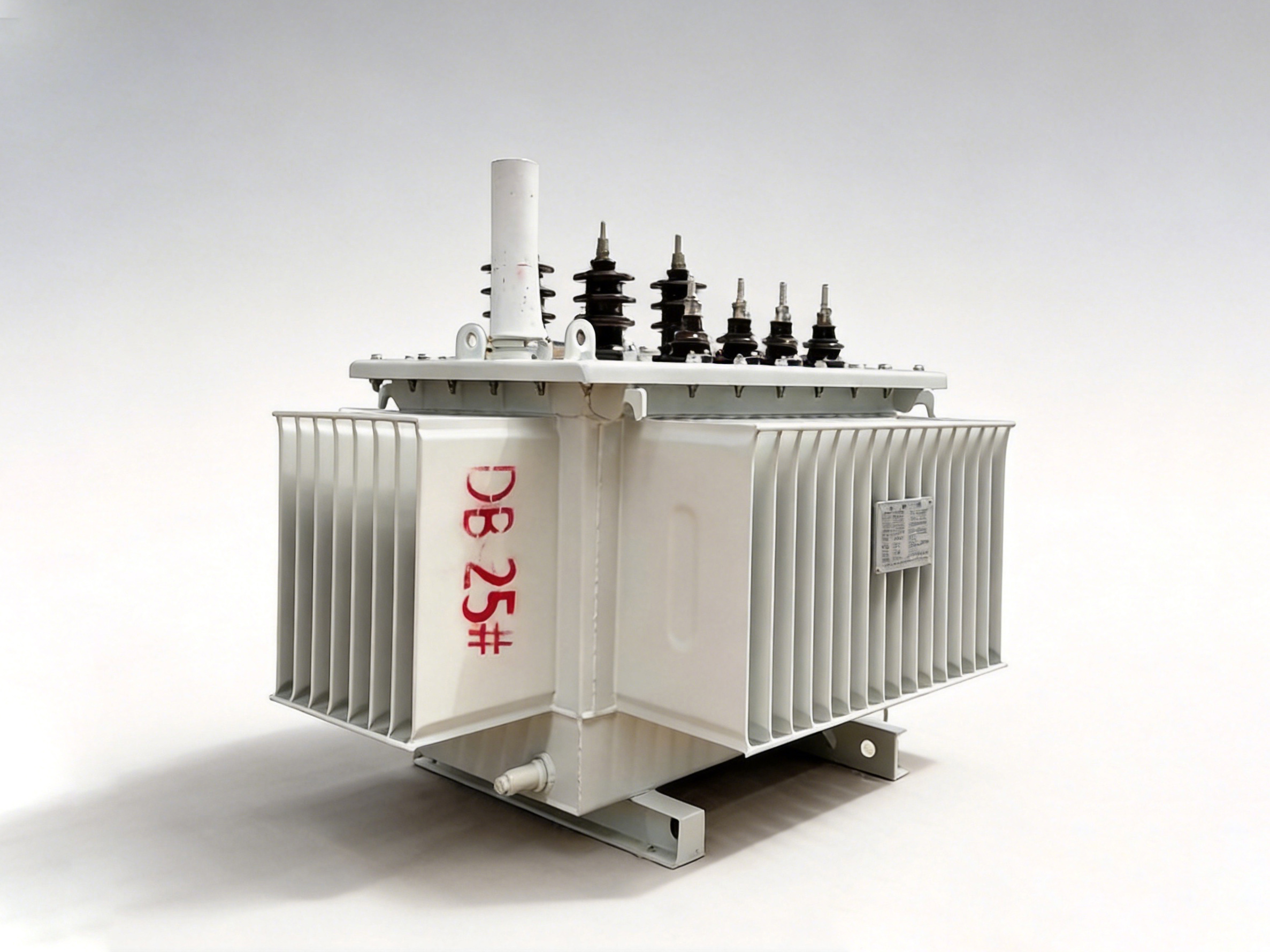 Non-excited voltage-regulating oil-immersed power transformer